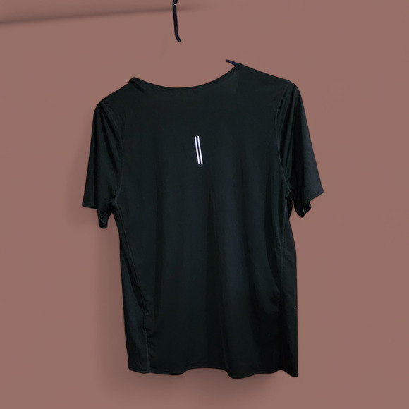 Nike Universal Athlete women's city sleek black Dri Fit ss to medium - Picture 2 of 5